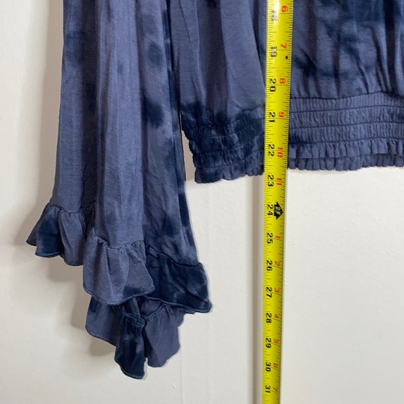 🎱American Eagle long sleeved flowy top! - Picture 5 of 7